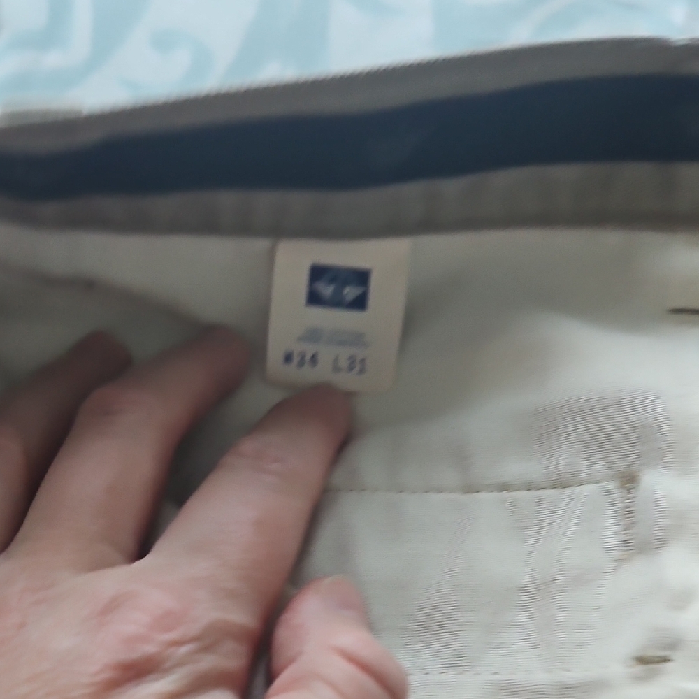 Dockers Men's Tan Chinos